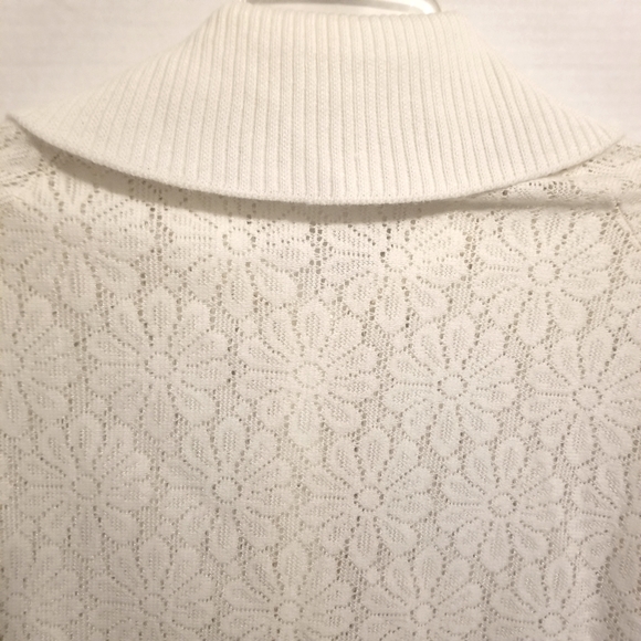 Vintage Fringed White Knit Cape Coverup OS - Picture 8 of 12